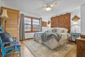 Luxury Oasis- 1 bedroom romantic getaways
